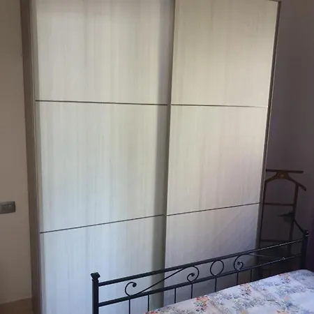 Lägenhet La Casa Di Enza E Rosa *